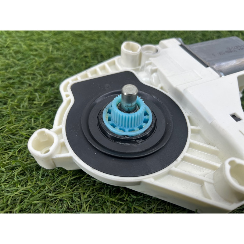 Мотор стеклоподъемника (электрика) Audi Q5 8R 2012 3.2 CALB 8K0959801B