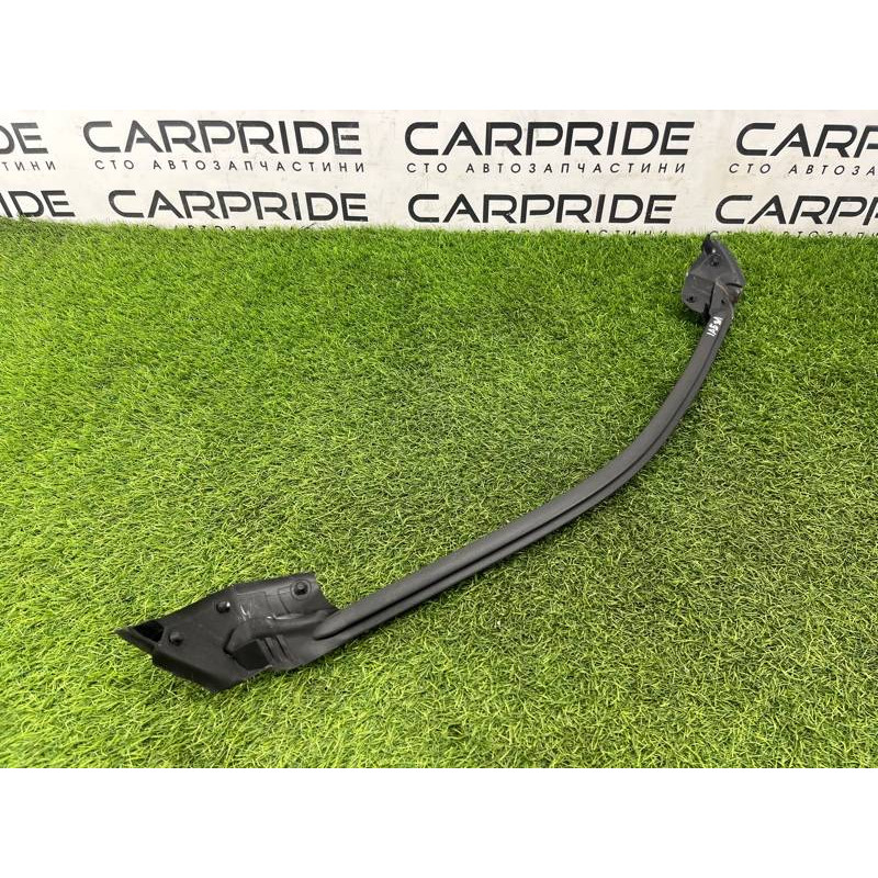 Уплотнитель стекла двери (кузов и элементы) Audi A5 F5 2019 2.0 TFSI 8W8839479