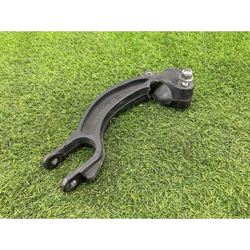 Вилка амортизатора (подвеска) AUDI A8 D4 2011 4,2 8R0413038B