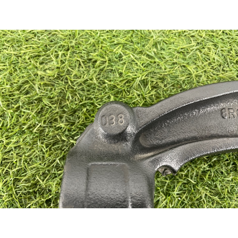 Вилка амортизатора (подвеска) AUDI A8 D4 2011 4,2 8R0413038B