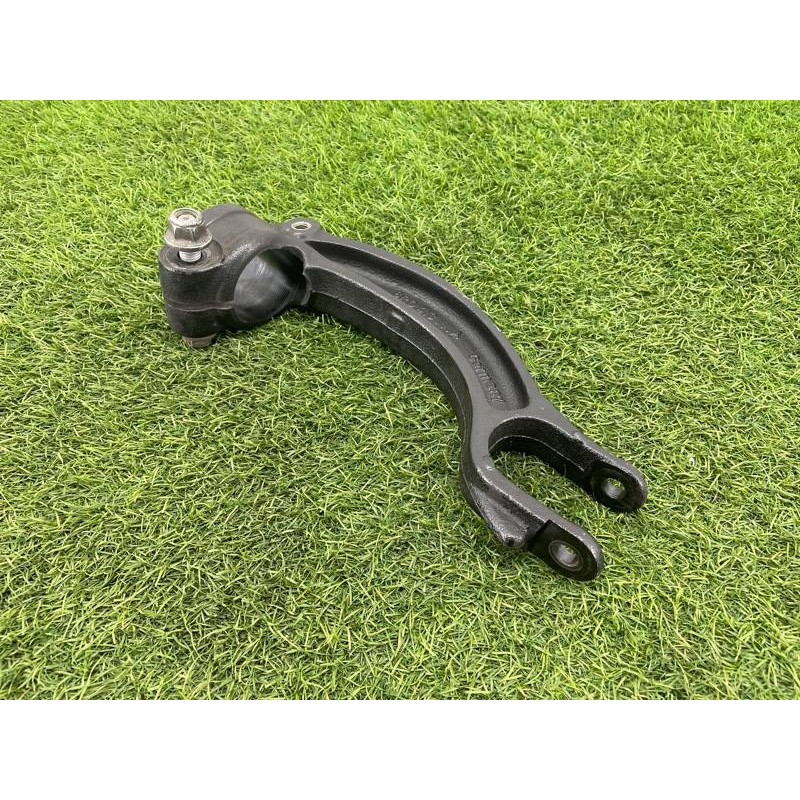 Вилка амортизатора (подвеска) AUDI A8 D4 2011 4,2 8R0413037B