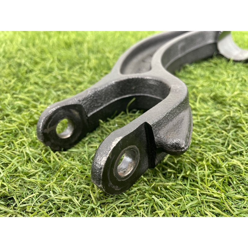 Вилка амортизатора (подвеска) AUDI A8 D4 2011 4,2 8R0413037B