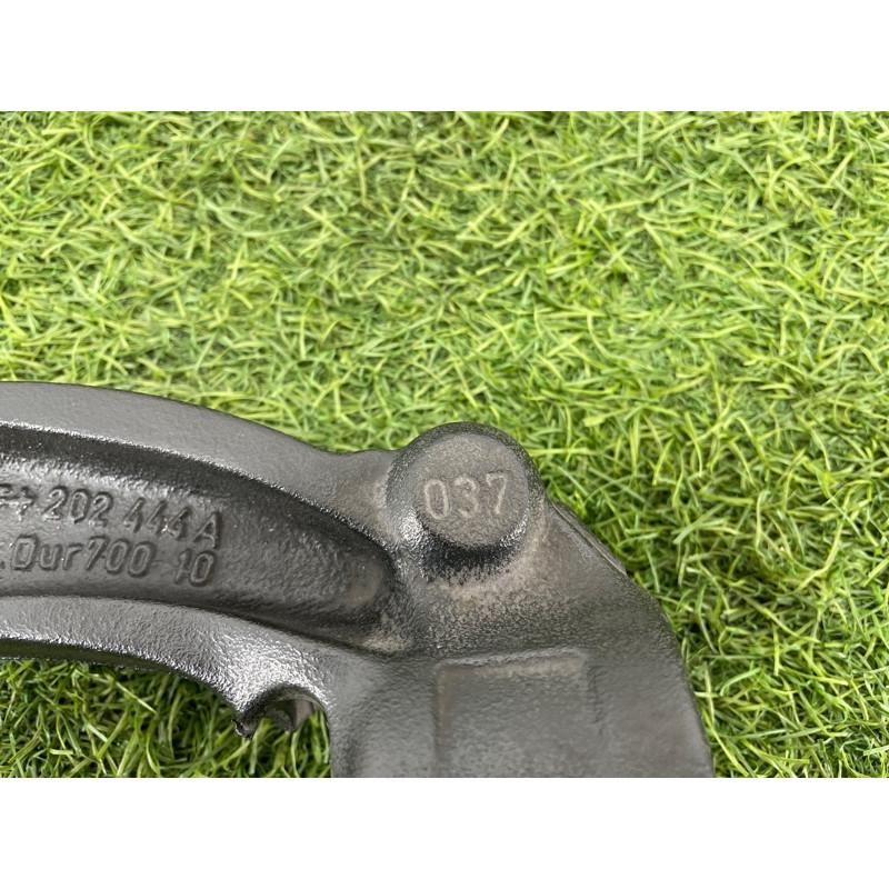 Вилка амортизатора (подвеска) AUDI A8 D4 2011 4,2 8R0413037B