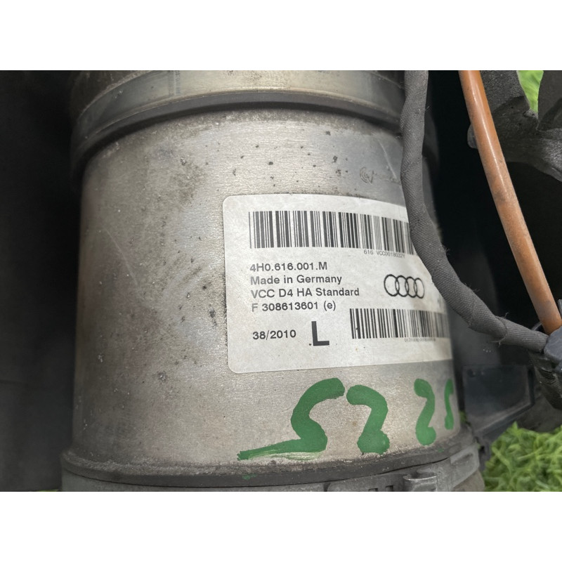 Амортизатор (подвеска) AUDI A8 D4 2011 4,2 4H0616001M