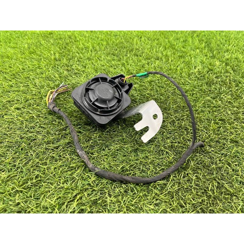 Сирена сигнализации (электрика) AUDI A4 B9 2017 2.0L 5Q0951605A