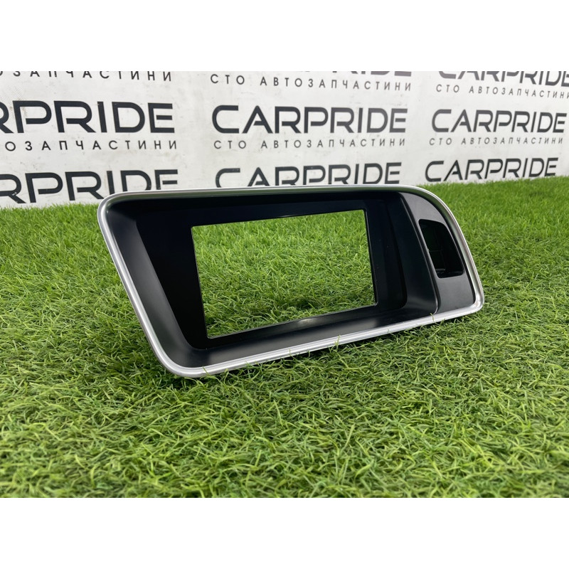 Накладка торпеды (салон) Audi Q5 8R 2012 3.2 CALB 8R1857186N3Q7