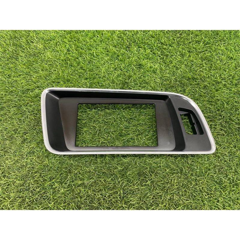 Накладка торпеды (салон) Audi Q5 8R 2012 3.2 CALB 8R1857186N3Q7