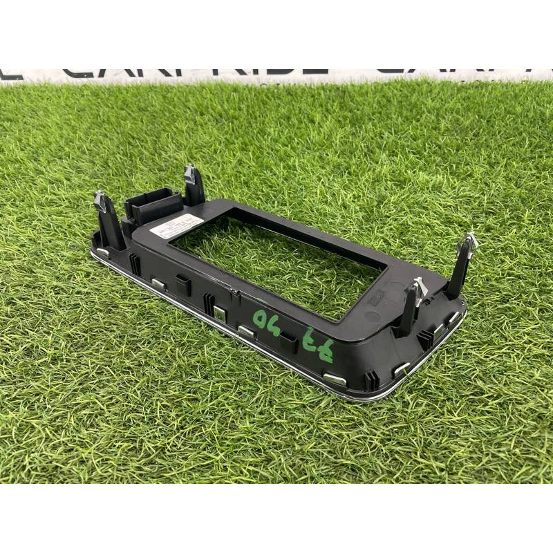 Накладка торпеды (салон) Audi Q5 8R 2012 3.2 CALB 8R1857186N3Q7