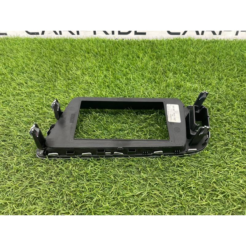 Накладка торпеды (салон) Audi Q5 8R 2012 3.2 CALB 8R1857186N3Q7