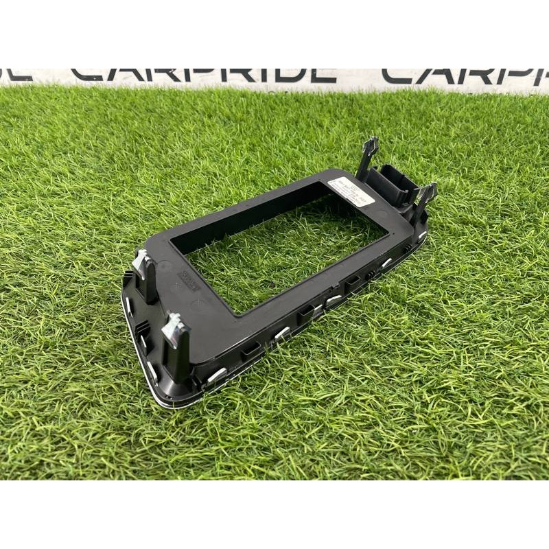 Накладка торпеды (салон) Audi Q5 8R 2012 3.2 CALB 8R1857186N3Q7