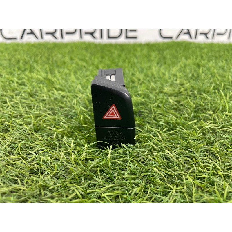 Кнопка аварийной сигнализации (электрика / кнопки) Audi Q5 8R 2012 3.2 CALB 8R1941509AV10