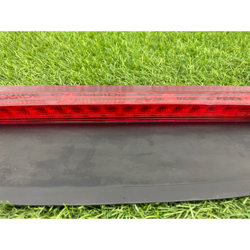 Повторитель стоп сигнала (оптика) AUDI A4 B9 2017 2.0L 8W5945097