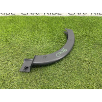 Накладка петли крышки багажника