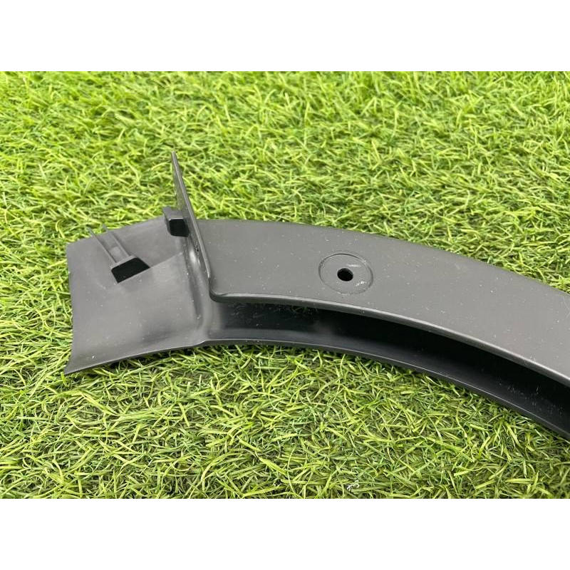 Накладка петли крышки багажника (салон) AUDI A4 B9 2017 2.0L 8W59718224PK