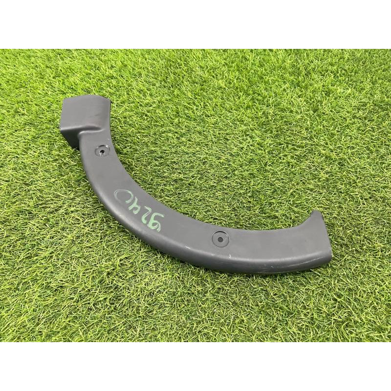 Накладка петли крышки багажника (салон) AUDI A4 B9 2017 2.0L 8W59718224PK