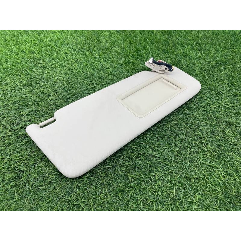 Козырек солнцезащитный (салон) AUDI A4 B9 2017 2.0L 8W0857552AMRS8