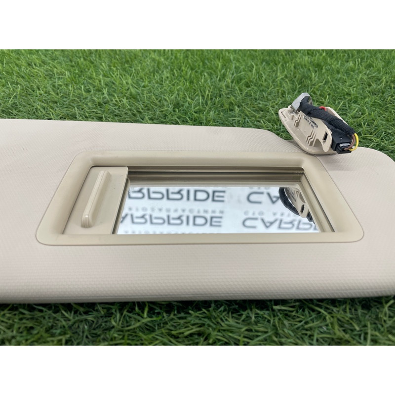 Козырек солнцезащитный (салон) AUDI A4 B9 2017 2.0L 8W0857552AMRS8