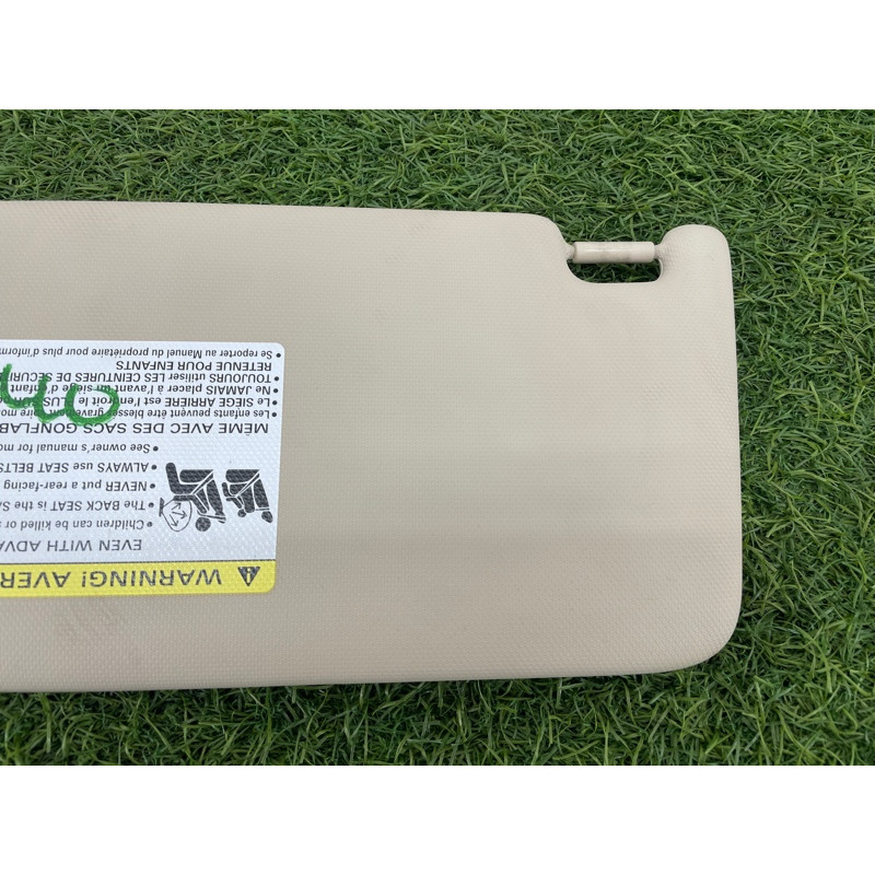 Козырек солнцезащитный (салон) AUDI A4 B9 2017 2.0L 8W0857552AMRS8