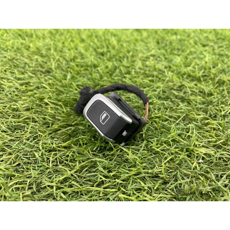 Кнопка стеклоподъемника (электрика / кнопки) AUDI A8 D4 2011 4,2 4H0959855A5PR