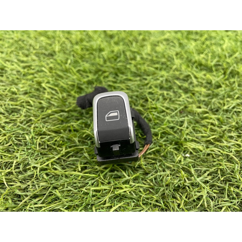 Кнопка стеклоподъемника (электрика / кнопки) AUDI A8 D4 2011 4,2 4H0959855A5PR