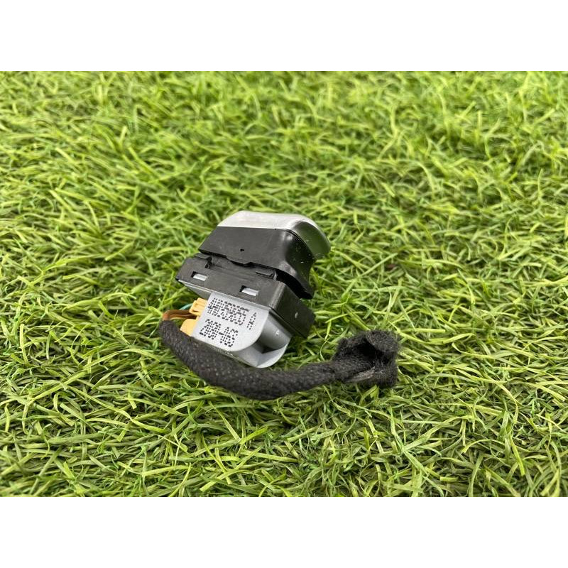 Кнопка стеклоподъемника (электрика / кнопки) AUDI A8 D4 2011 4,2 4H0959855A5PR