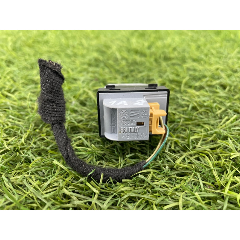 Кнопка стеклоподъемника (электрика / кнопки) AUDI A8 D4 2011 4,2 4H0959855A5PR