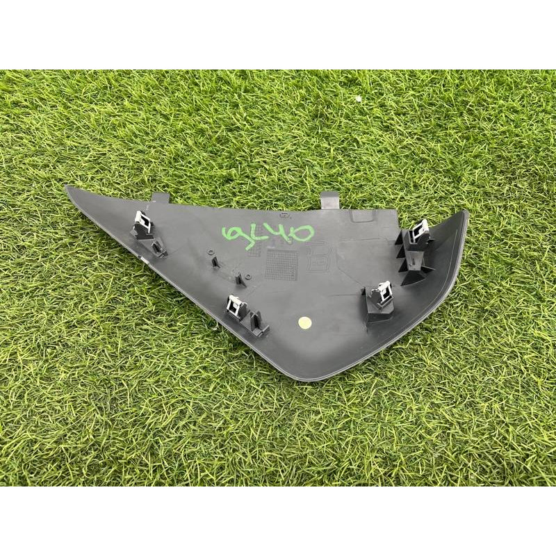 Накладка торпеды боковая (салон) AUDI A4 B9 2017 2.0L 8W0857086CDS2