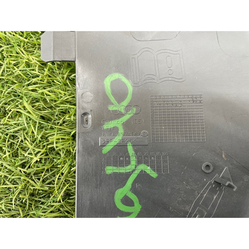 Накладка торпеды боковая (салон) AUDI A4 B9 2017 2.0L 8W0857086CDS2