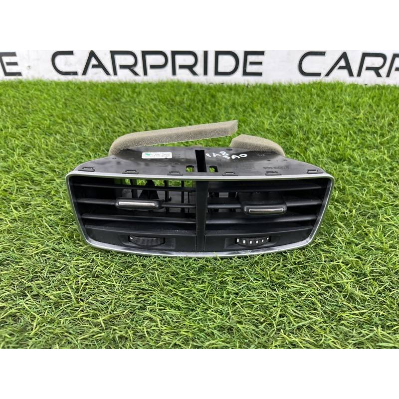 Дефлектор воздуховода (салон) AUDI A8 D4 2011 4,2 4H0819203AWVF