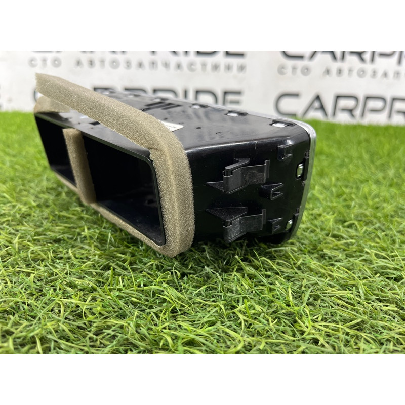 Дефлектор воздуховода (салон) AUDI A8 D4 2011 4,2 4H0819203AWVF