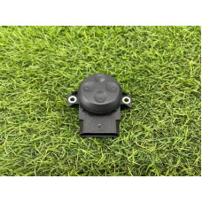 Кнопка регулировки сиденья