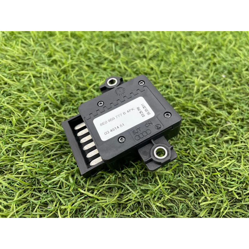 Кнопка регулировки сиденья (электрика / кнопки) Audi Q5 8R 2012 3.2 CALB 8E0959777B4PK