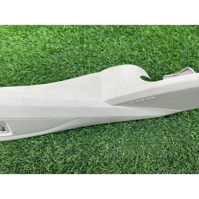 Накладка сидения (салон) AUDI A4 B9 2017 2.0L 8W0881325PCE3