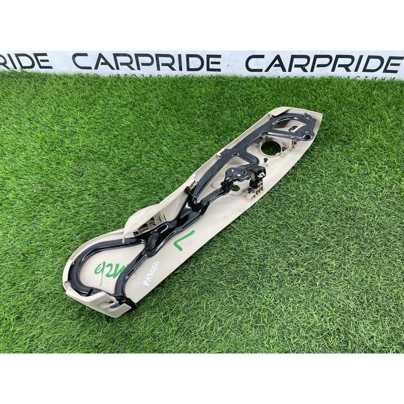 Накладка сидения (салон) AUDI A4 B9 2017 2.0L 8W0881325PCE3