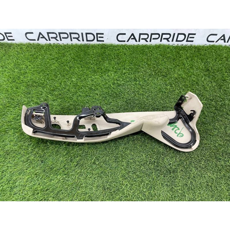 Накладка сидения (салон) AUDI A4 B9 2017 2.0L 8W0881325PCE3