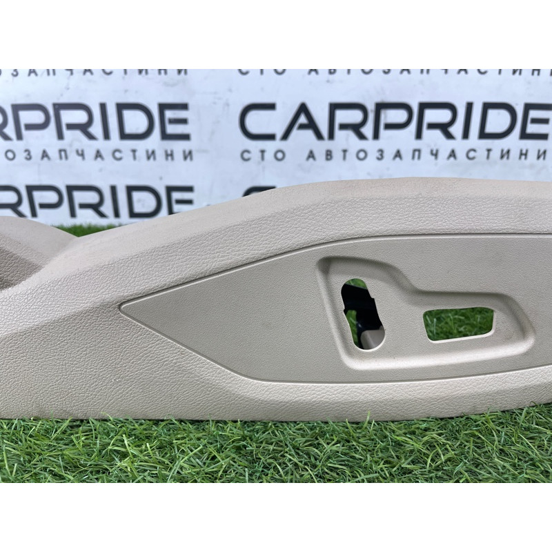 Накладка сидения (салон) AUDI A4 B9 2017 2.0L 8W0881326QCE3