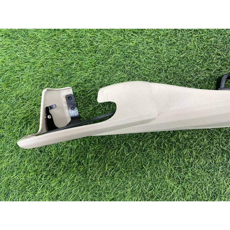 Накладка сидения (салон) AUDI A4 B9 2017 2.0L 8W0881326QCE3