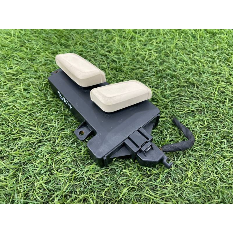 Кнопка регулировки сиденья (электрика / кнопки) AUDI A4 B9 2017 2.0L 8W0959747A