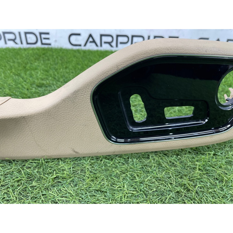 Накладка сидения (салон) AUDI A8 D4 2011 4,2 4H0881326BBH9