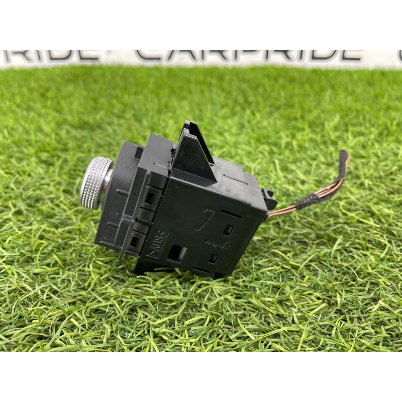 Кнопки мультимедиа (электрика / кнопки) Audi A5 F5 2019 2.0 TFSI 8W1919616