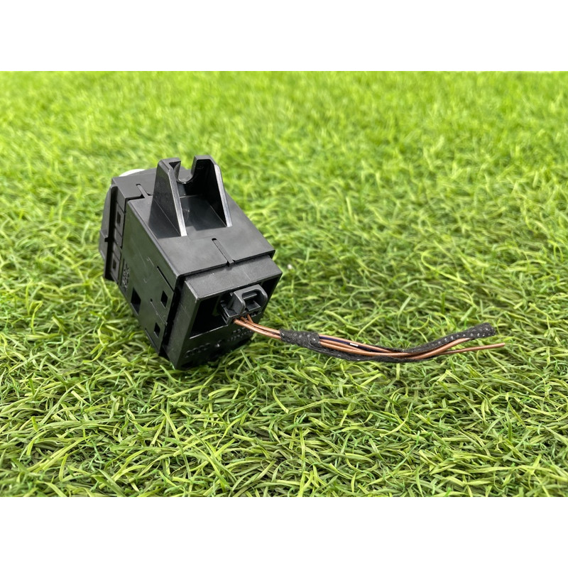 Кнопки мультимедиа (электрика / кнопки) Audi A5 F5 2019 2.0 TFSI 8W1919616