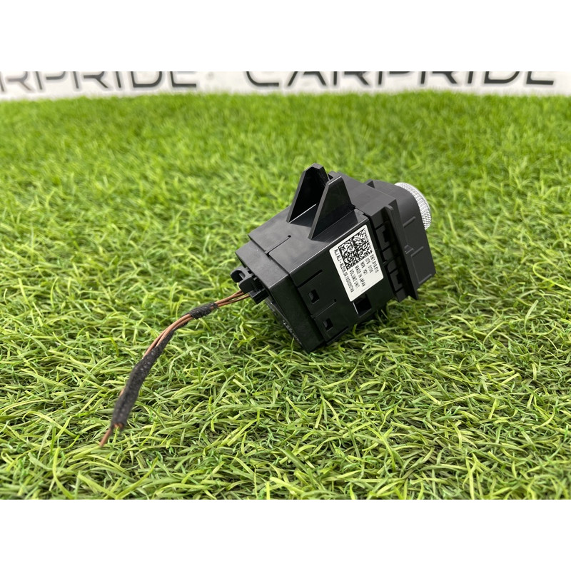 Кнопки мультимедиа (электрика / кнопки) Audi A5 F5 2019 2.0 TFSI 8W1919616