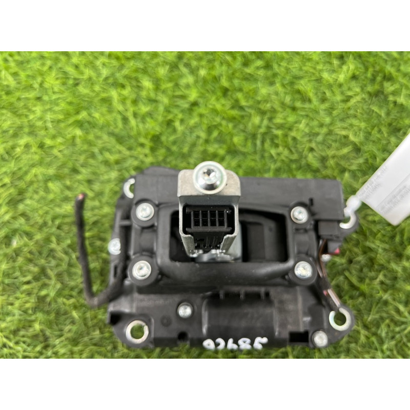 Селектор АКПП (трансмиссия) AUDI A4 B9 2017 2.0L 8W1713041J