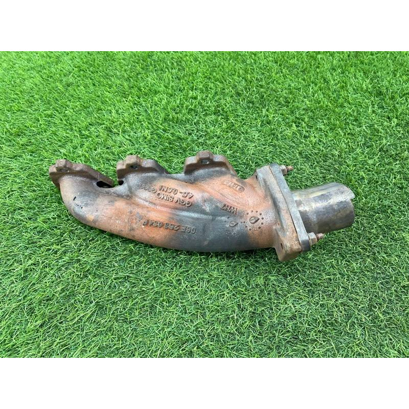 Коллектор выпускной (выпускная система) Audi Q5 8R 2012 3.2 CALB 06E253032K