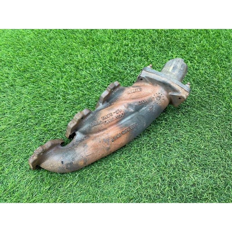 Коллектор выпускной (выпускная система) Audi Q5 8R 2012 3.2 CALB 06E253032K