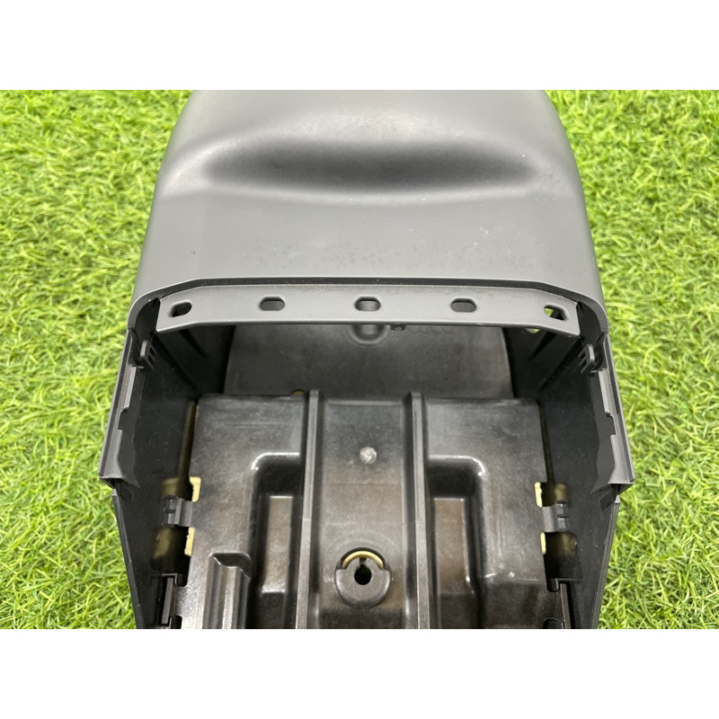 Кожух рулевой колонки (салон) Audi Q5 8R 2012 3.2 CALB 8R09535156PS
