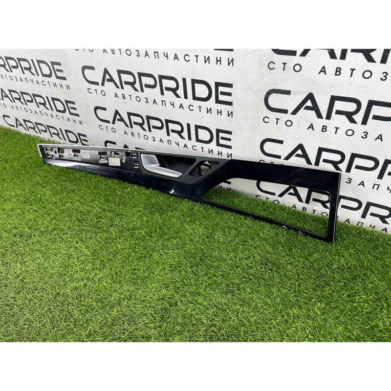 Декоративна накладка карти дверей (салон) AUDI A8 D4 2011 4,2 4H4867085V58