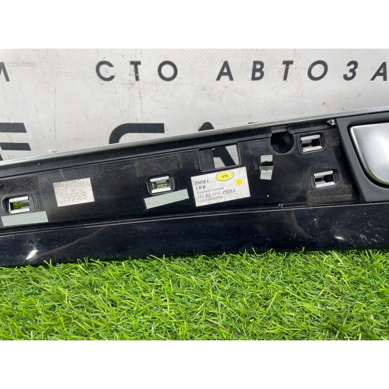 Декоративна накладка карти дверей (салон) AUDI A8 D4 2011 4,2 4H4867085V58