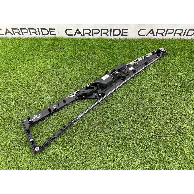 Декоративна накладка карти дверей (салон) AUDI A8 D4 2011 4,2 4H4867085V58