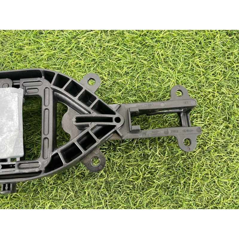 Кронштейн ручки двери (кузов и элементы) FORD ESCAPE MK4 2020 1.5 LJ6Z78219A65B